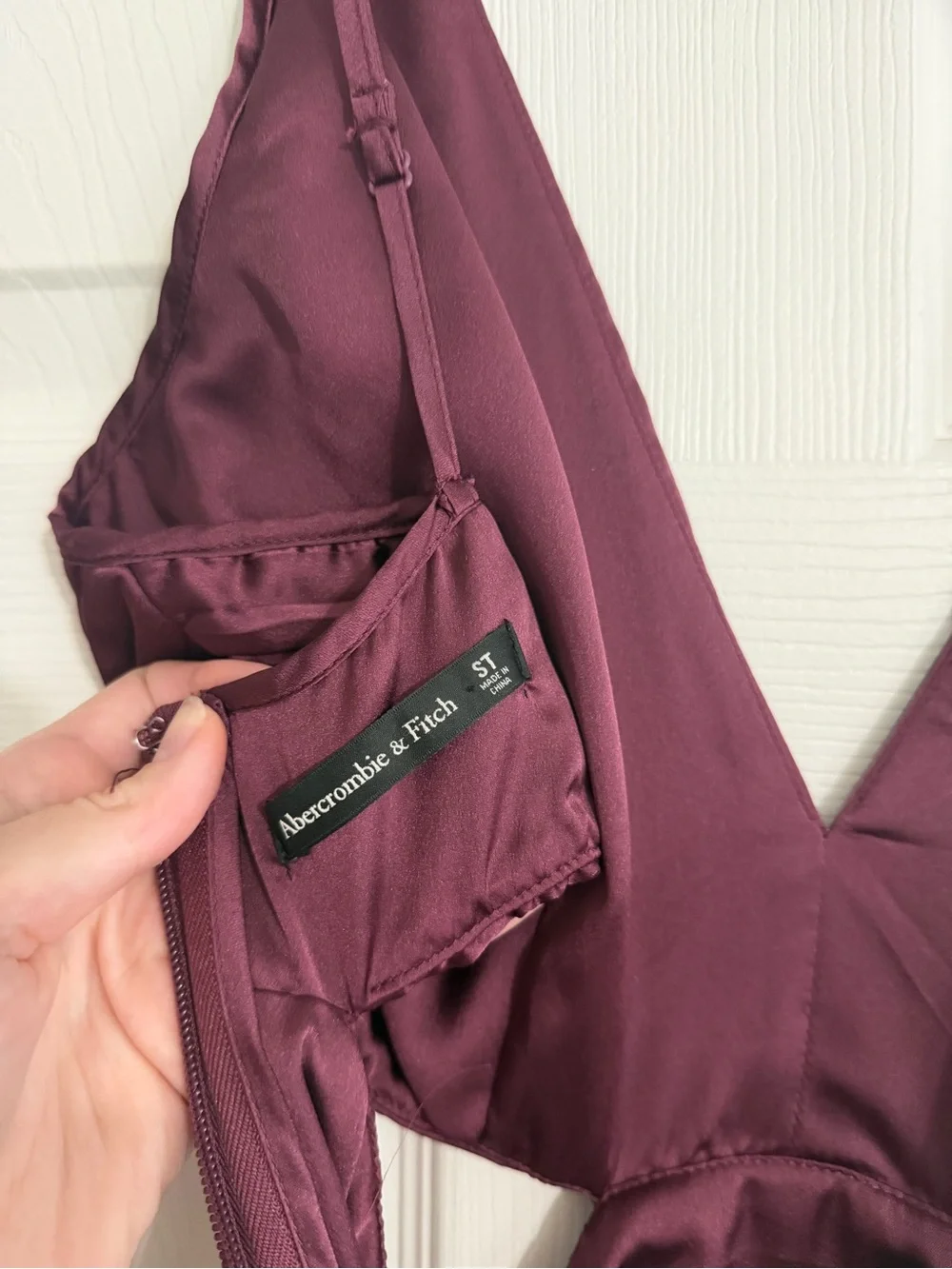 Abercrombie & Fitch Burgundy V-Neck Pleated Maxi Dress